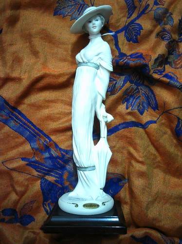 Guiseppe armani figurine - armani,